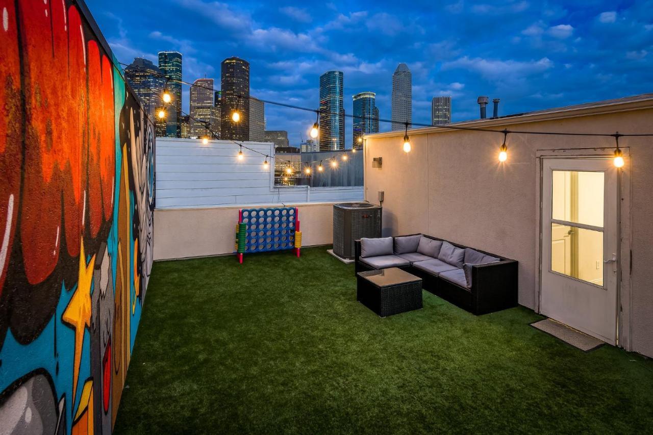 Lavish Downtown Home With Stunning Rooftop Deck Views Houston Buitenkant foto